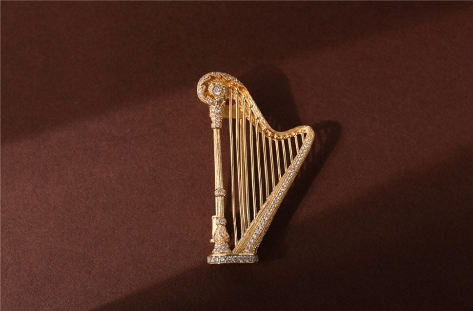 Gold Brooch, Gold-Plated Silver Brooch, Harp Brooch, Diamond Brooch, Gift for her\ him, Mother's Day Gift, Birthday Gift, Gift for Musician