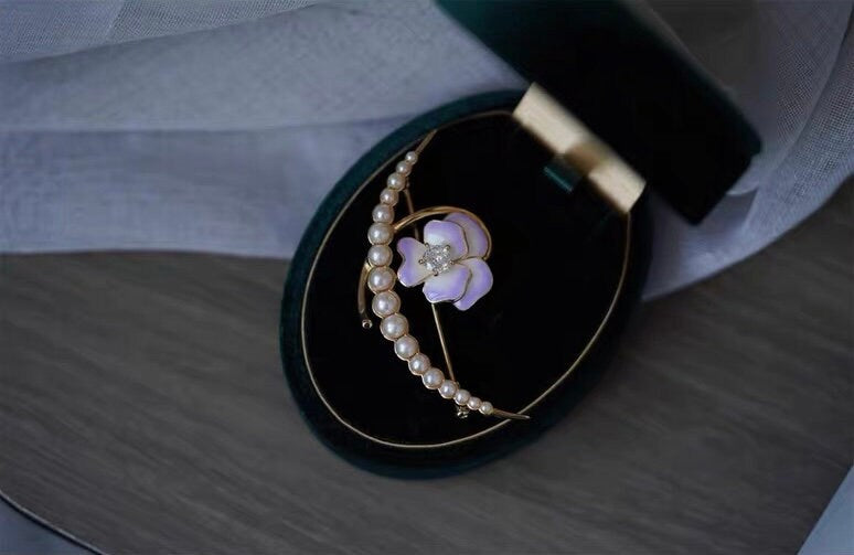 Moon Brooch, Pearl Brooch, Silver Brooch, Flower Brooch, Retro Brooch, Gift for her